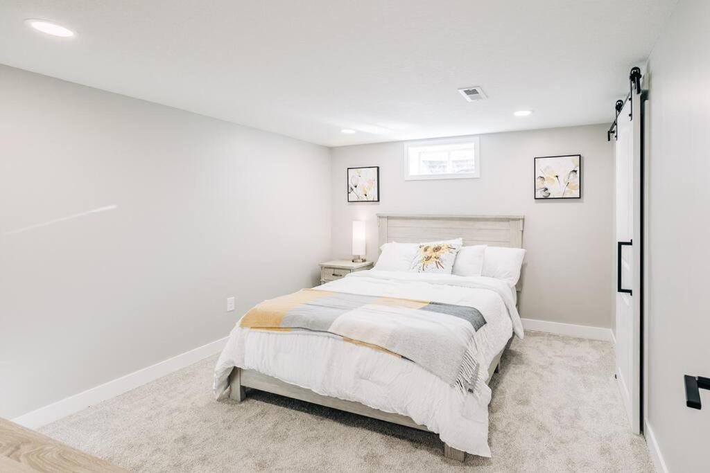 Cottage Grove Beautiful Luxury Home Freshly Renovated With Big Yard, Seating & Grill Pad מראה חיצוני תמונה